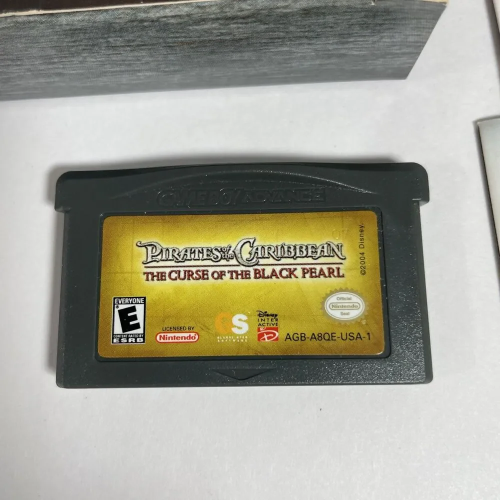 Pirates Of The Caribbean Curse Black Pearl GBA Nintendo Game Boy Advance CIB